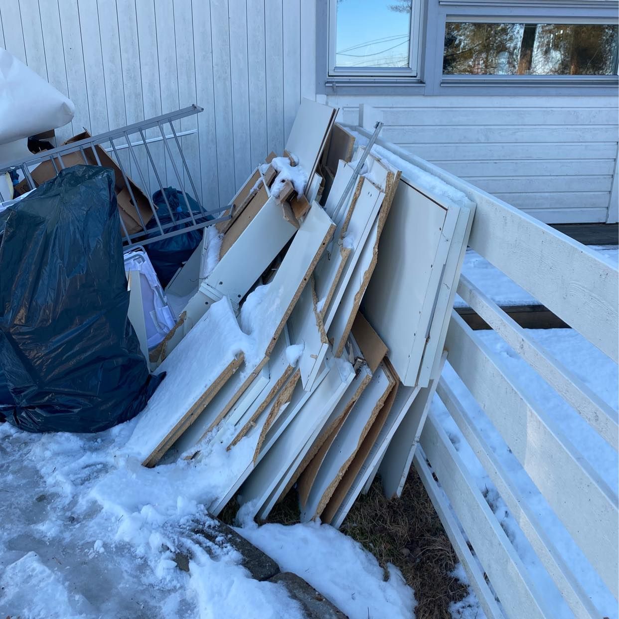 image of Hämta och slänga skräp - Värmdö