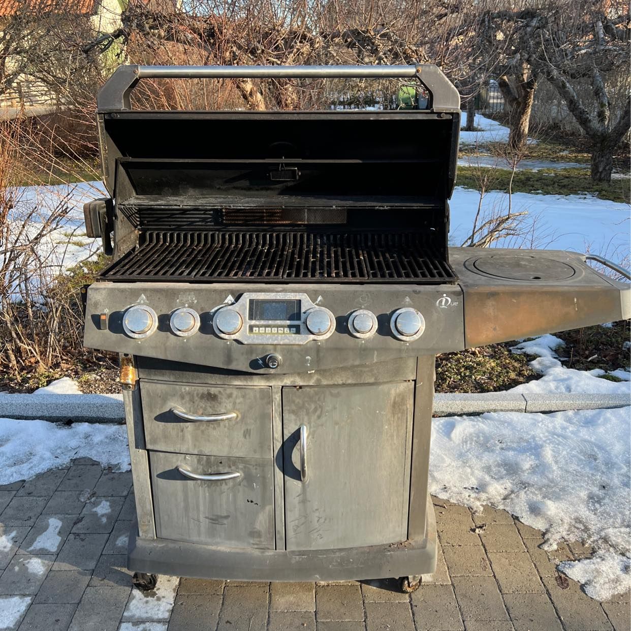 image of Gasolgrill bortskänkes - Danderyd