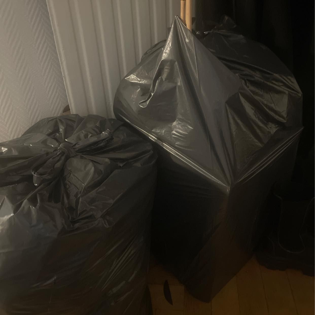 image of 2 påsar + kartonger - Stockholm