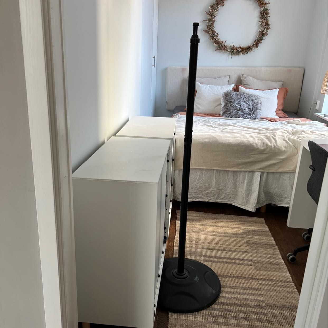 image of 2 Drawers and a support - Stockholm City