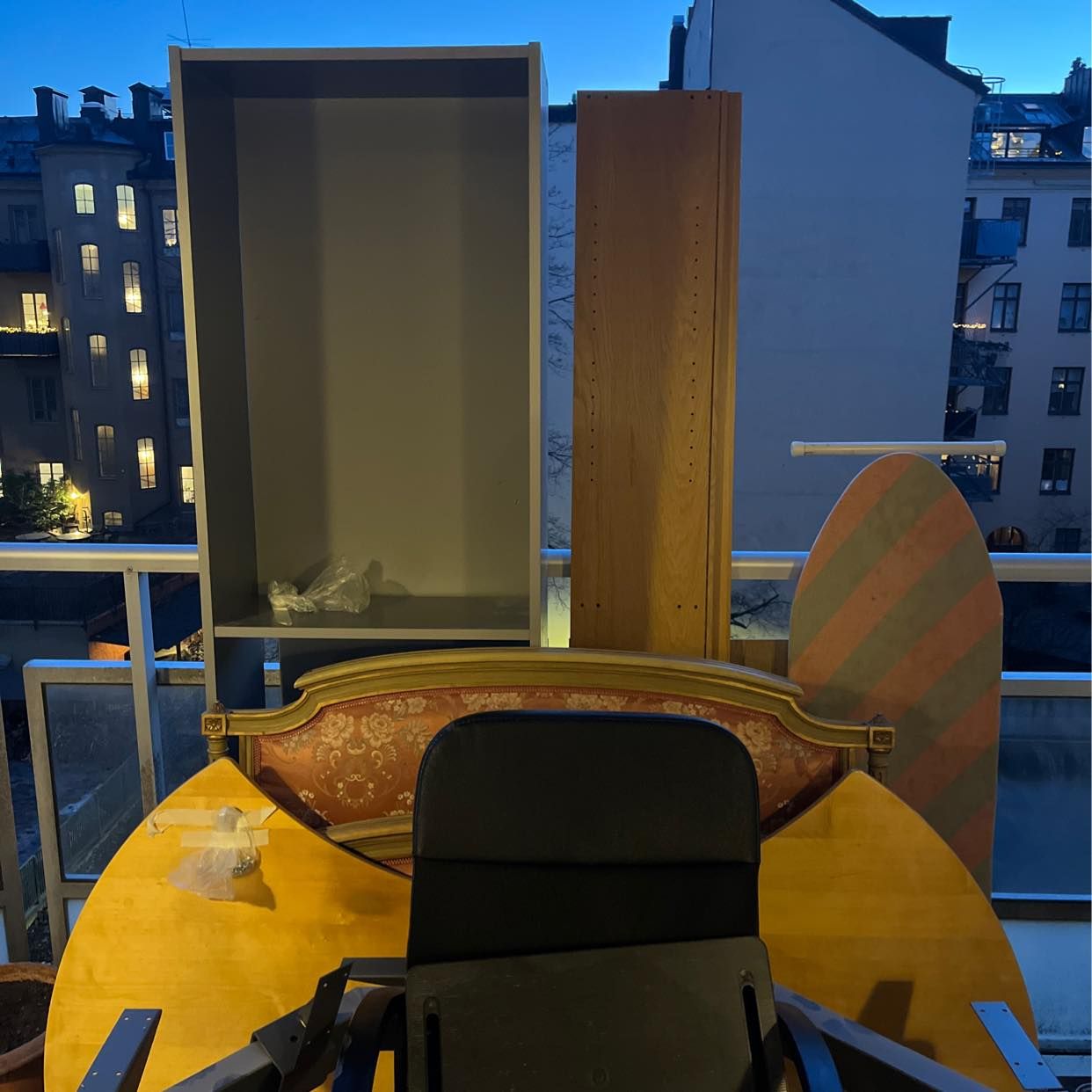 image of Bortförsel av möbler - Stockholm