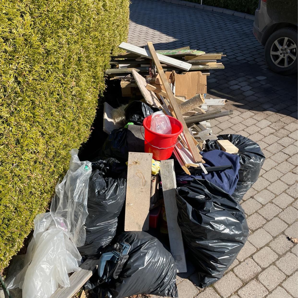image of Hämtning till återvinn - Ekerö