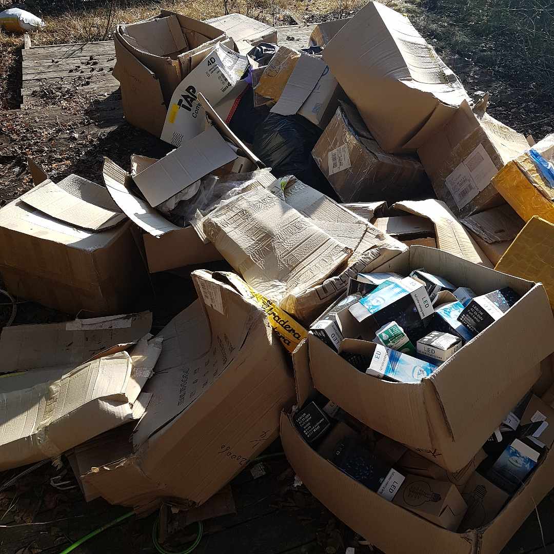 image of Empty boxes - Kungsängen