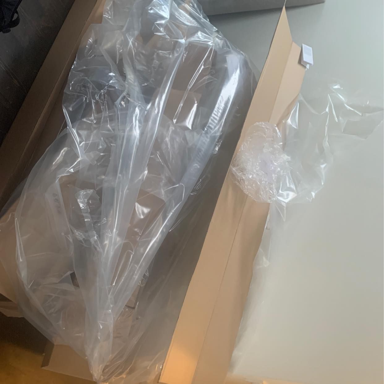 image of Wellpapp o plast efter tv - Stockholm