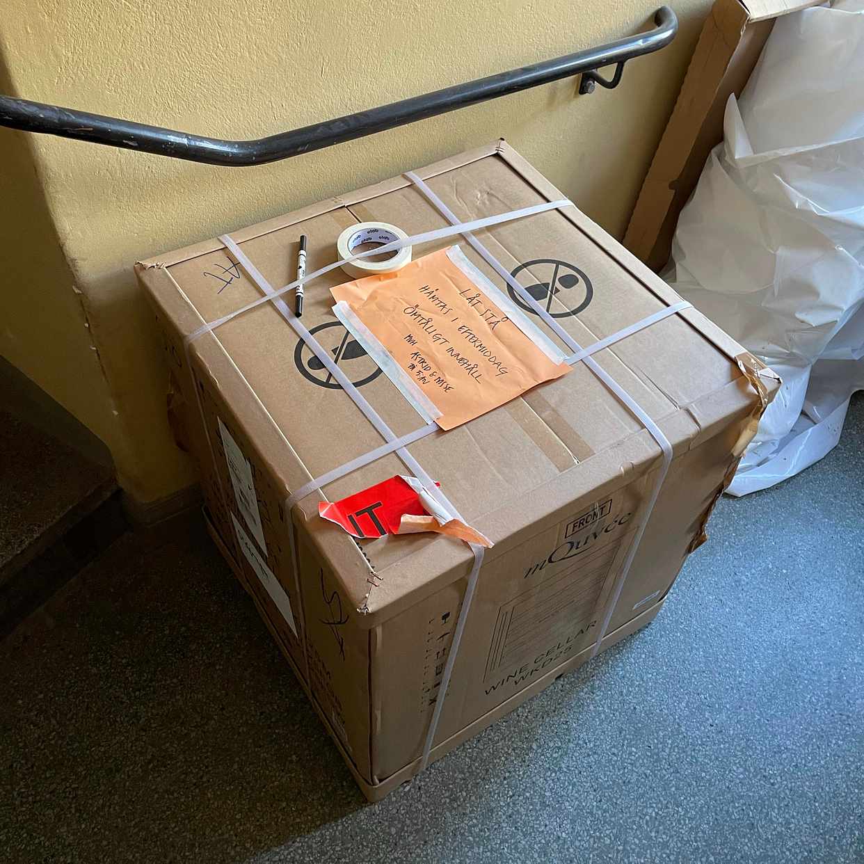 image of Bära upp vinkyl 5 trappor - 