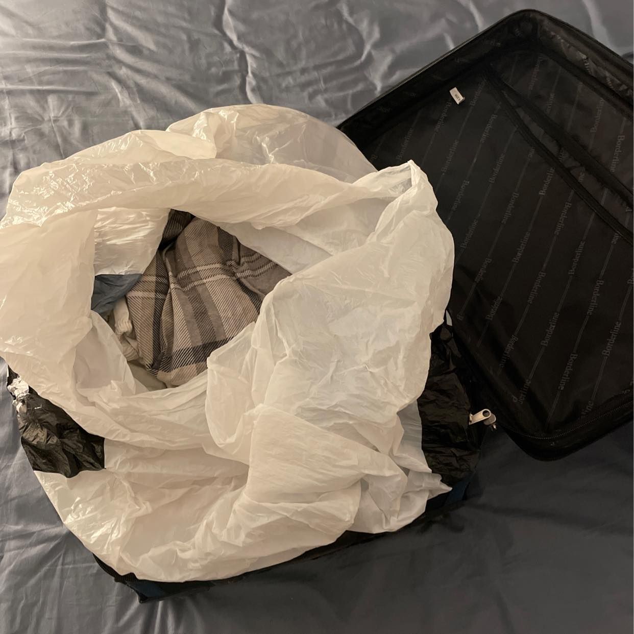 image of unwanted bedding items - Finchley