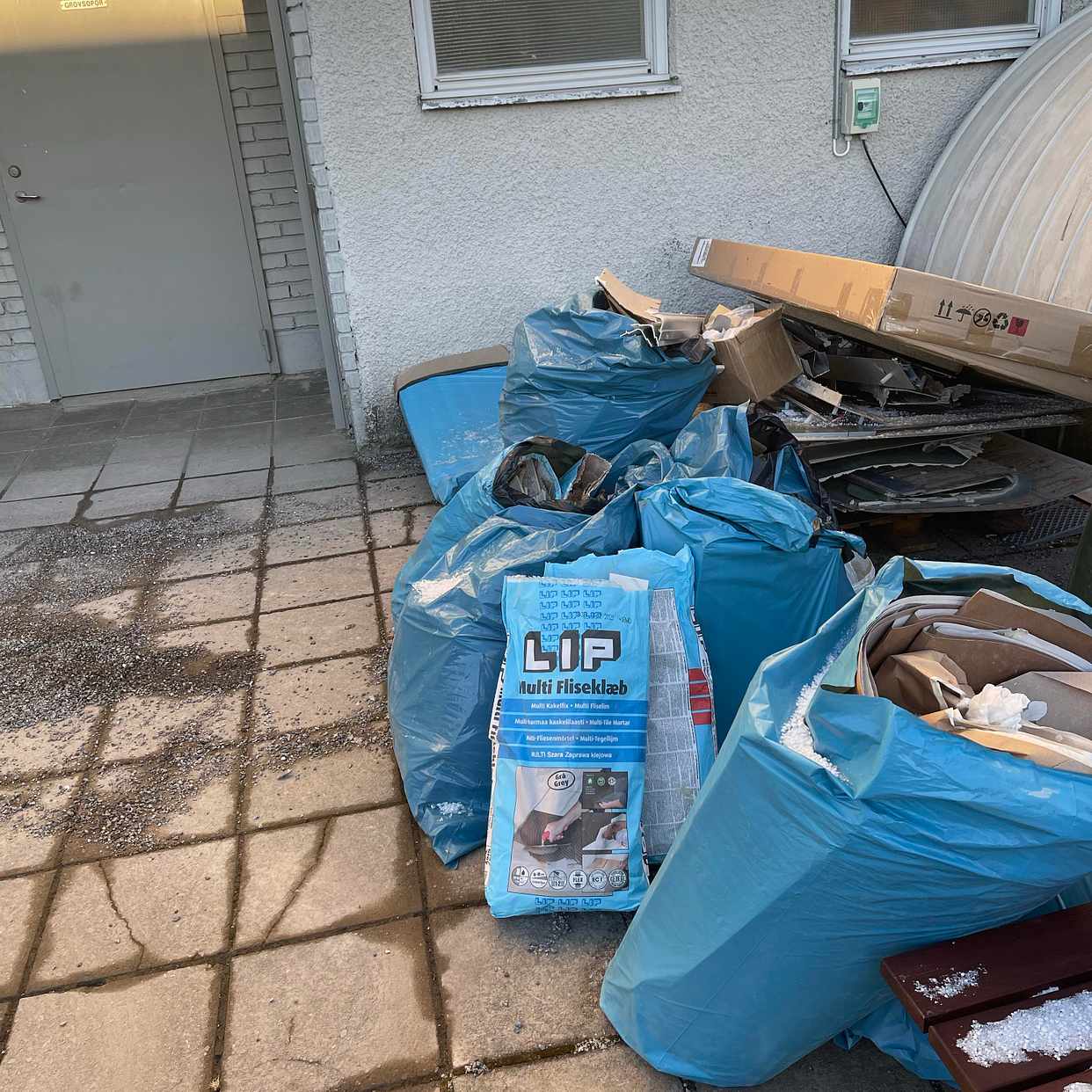 image of Hämta och lämna återvinni - Skogås
