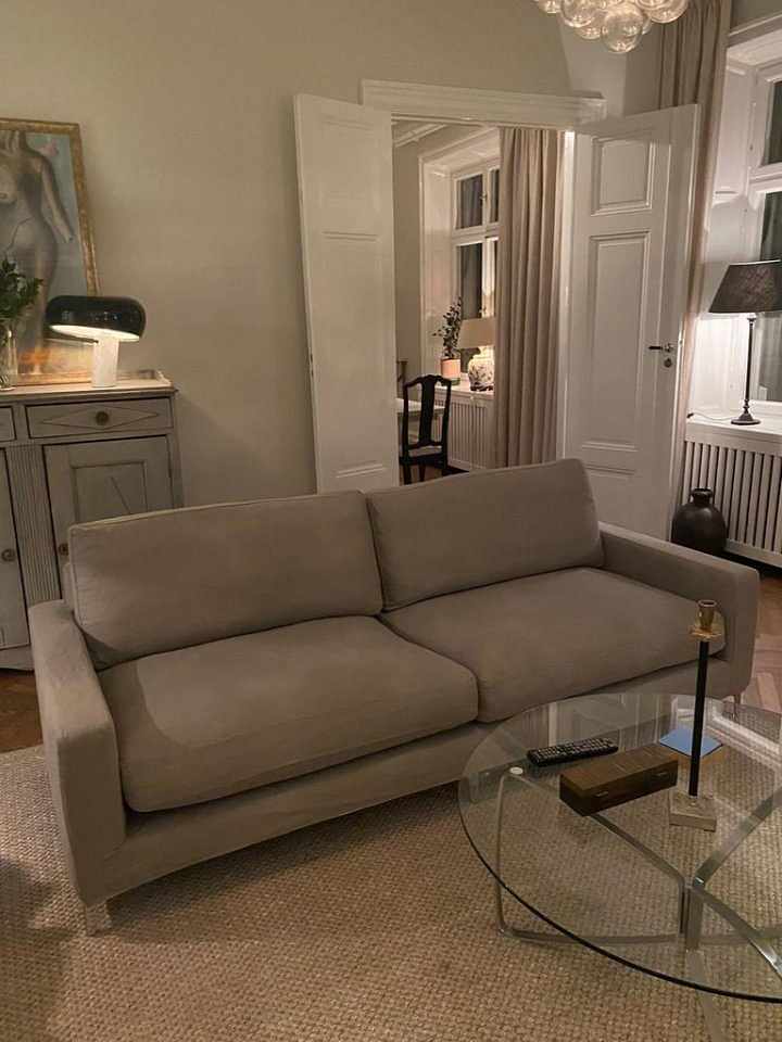 image of Tresittssoffa +en klädsel - 