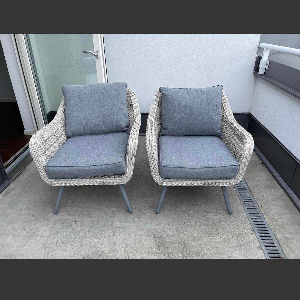 image of Soffa + 2 stolar - 