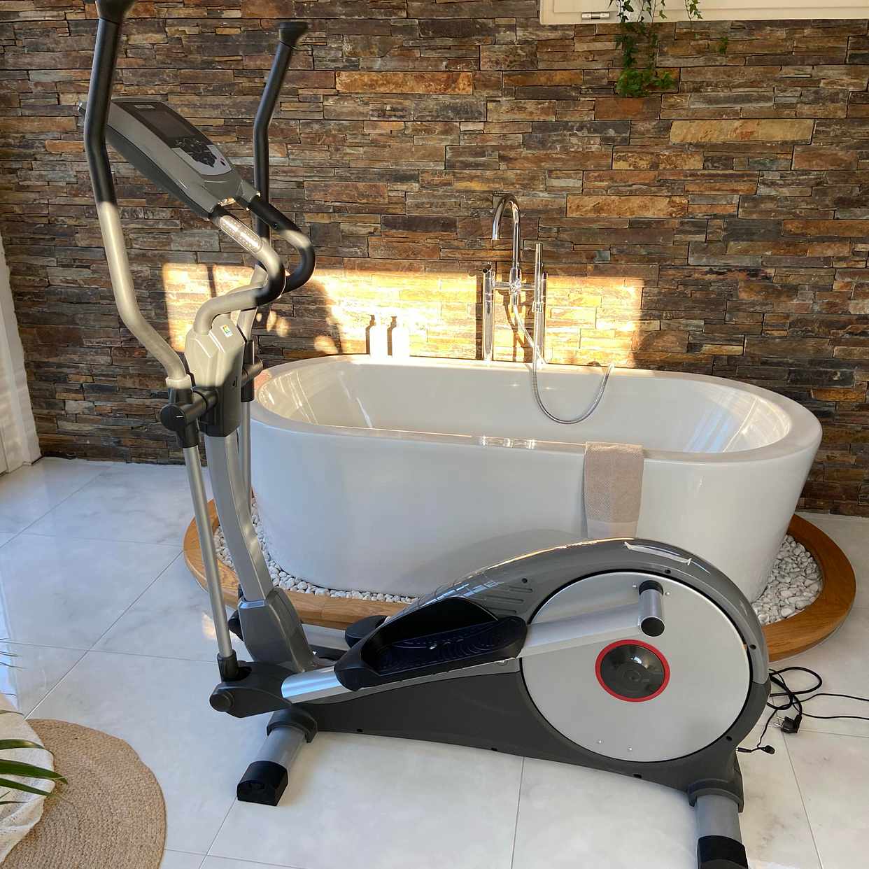 image of Crosstrainer - 