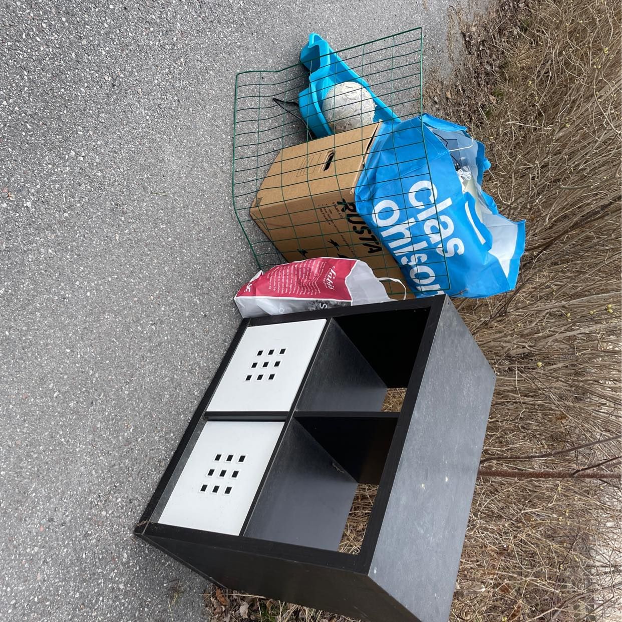 image of Lite el och en byrå - Lidingö