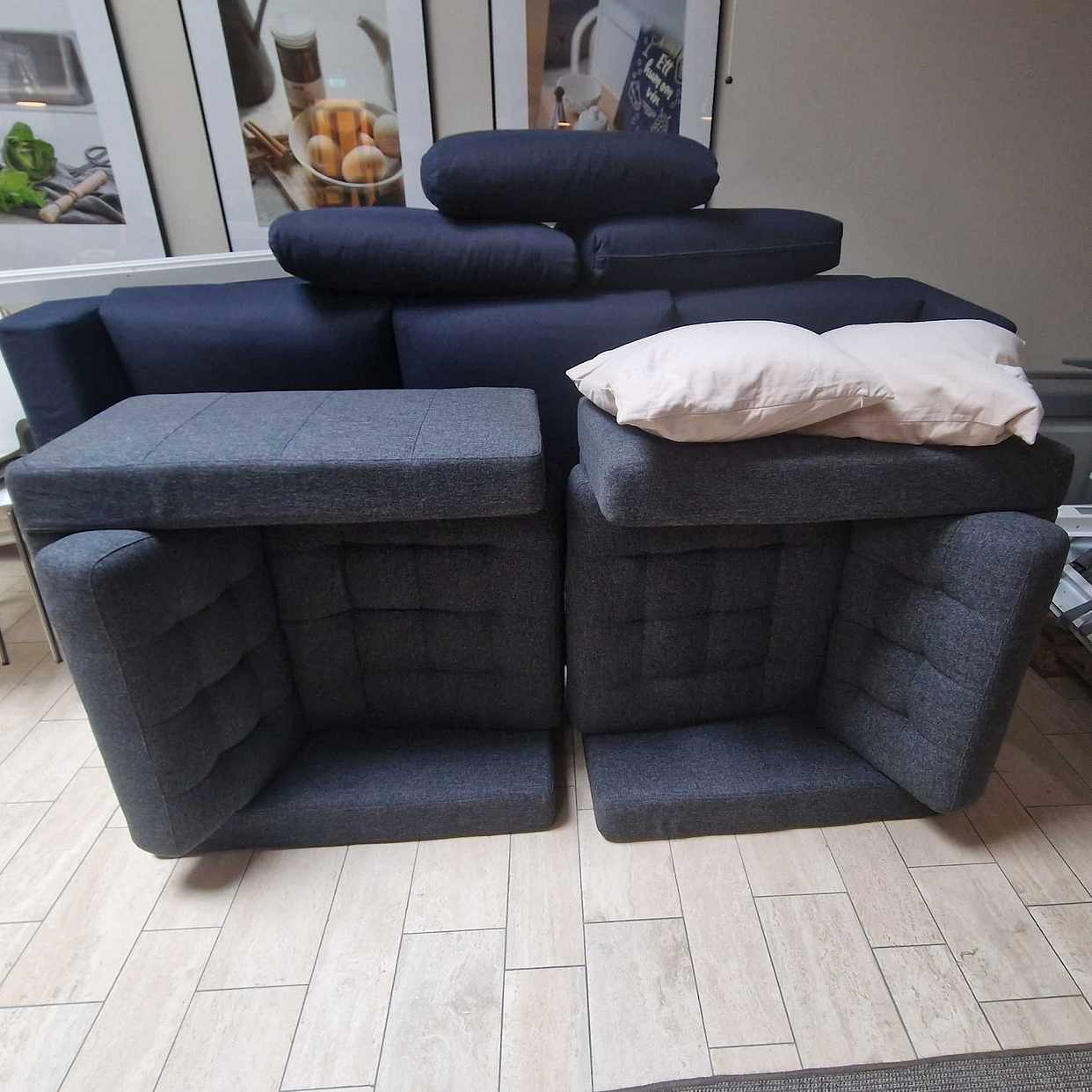 image of 2 ikea fåtöljer o 6stolar - Stockholm