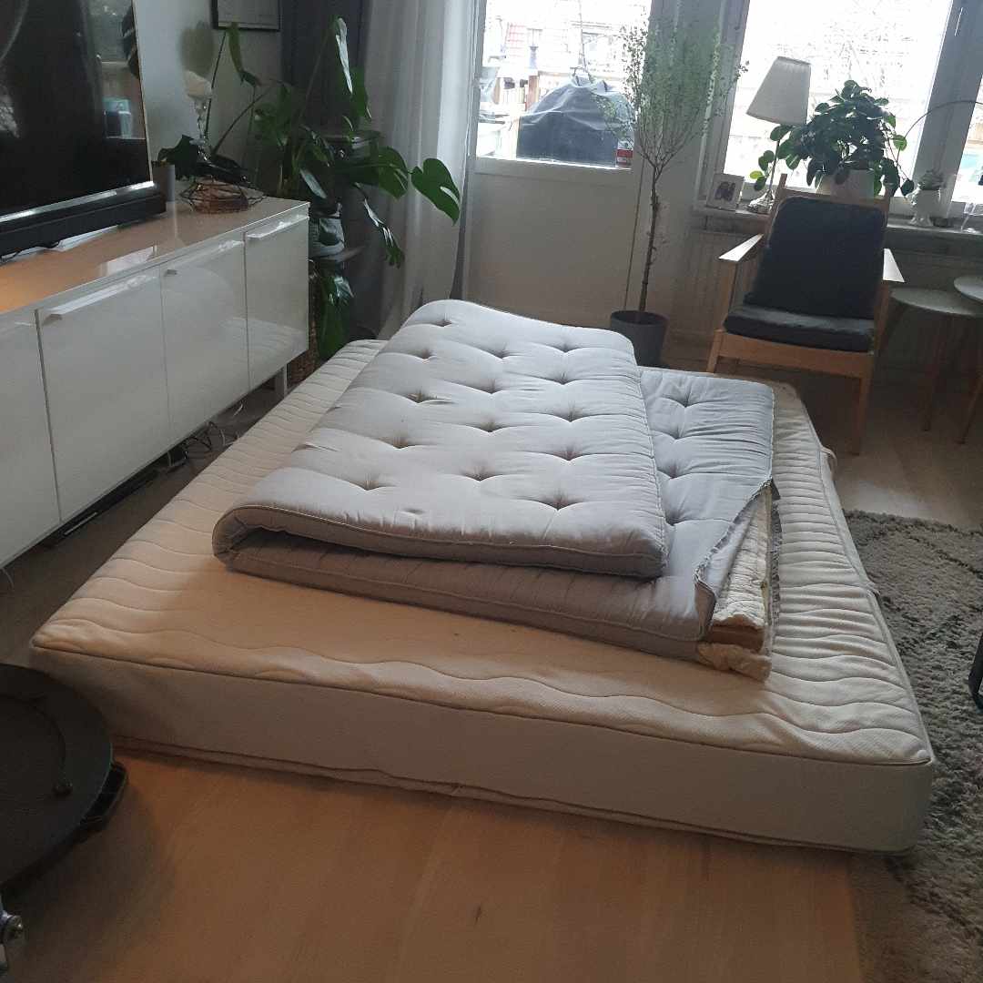 image of 2 x mattreses - Skogås