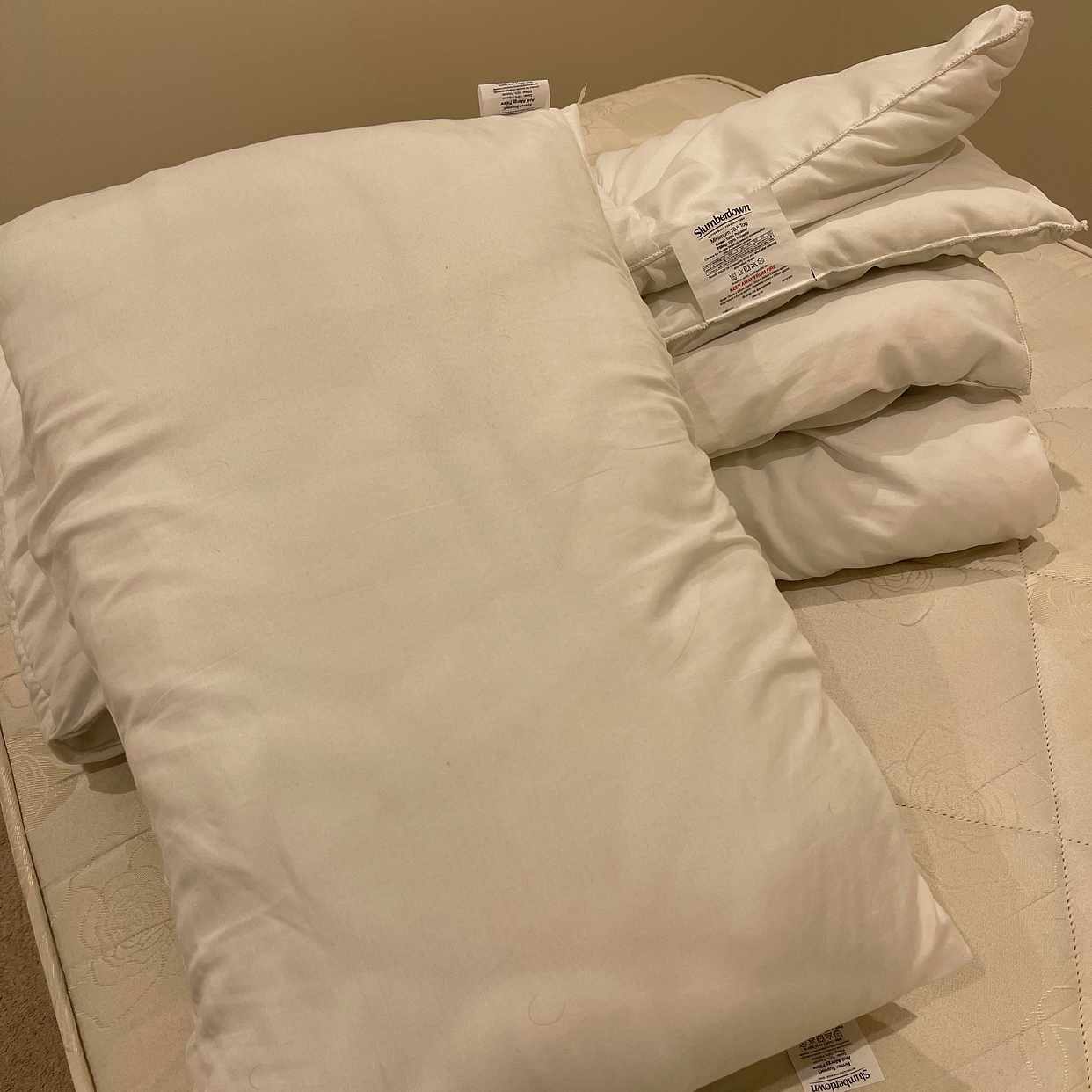 Bed + mattress double London Tiptapp