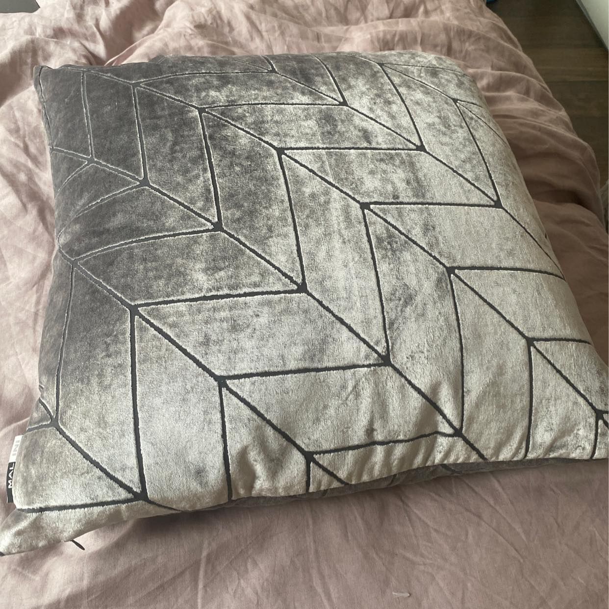 Cult furniture cushion Hammersmith And Fulham Tiptapp