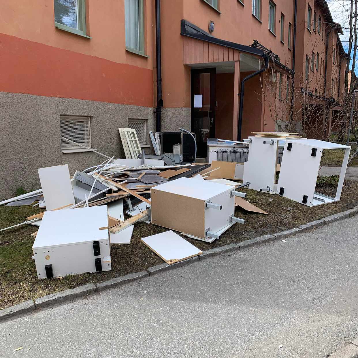 image of Hämta rivet kök - Bromma