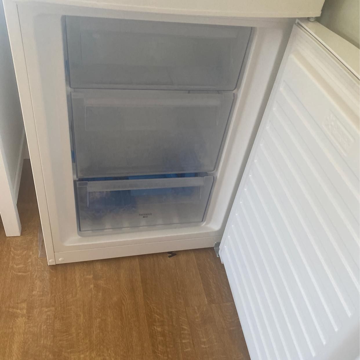 image of Working Fridge/freezer - Nykvarn