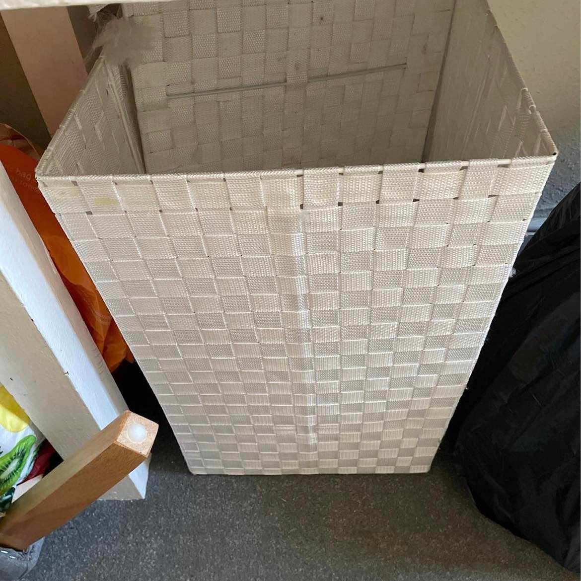 Broken furniture removal London Tiptapp