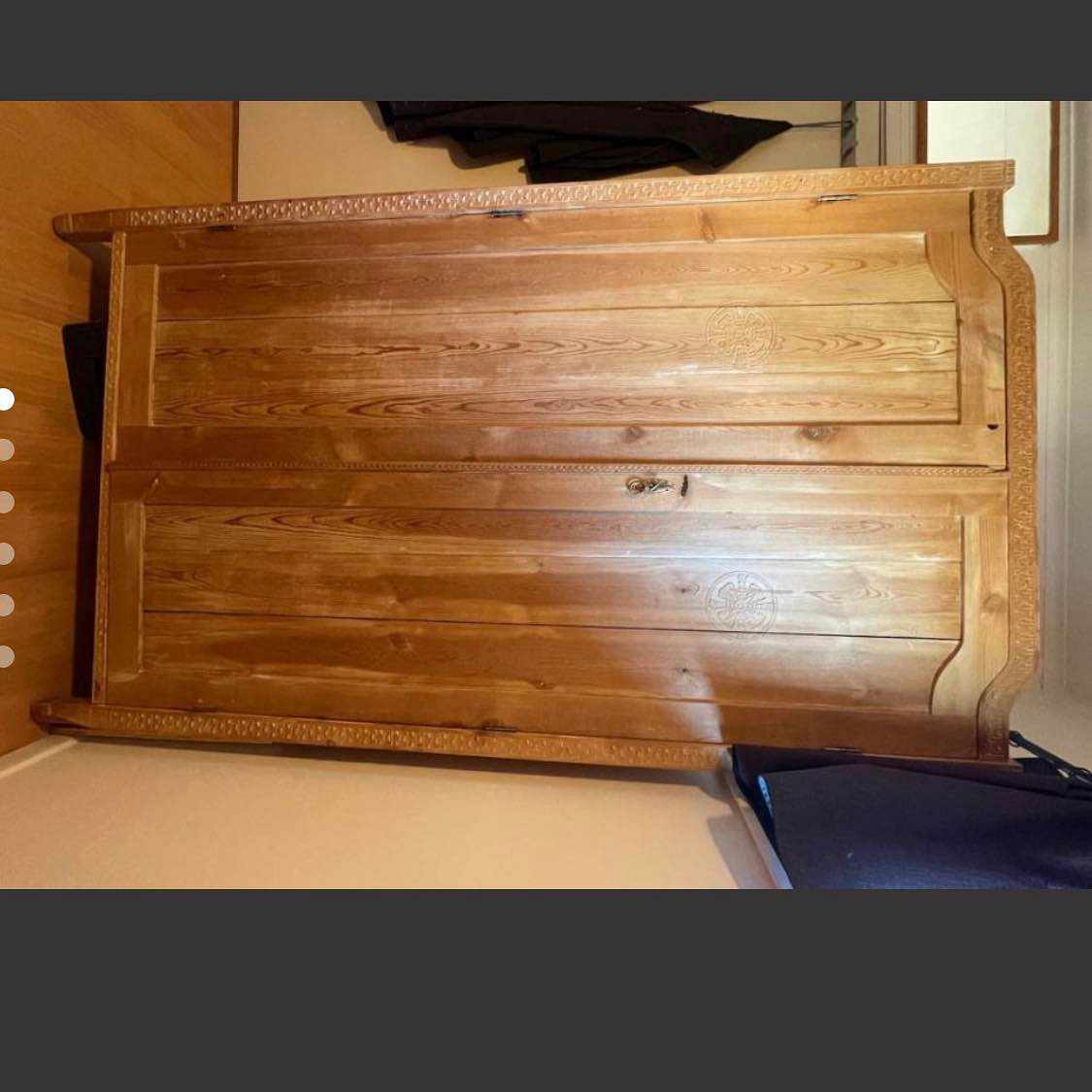 image of Rustik skåp - 