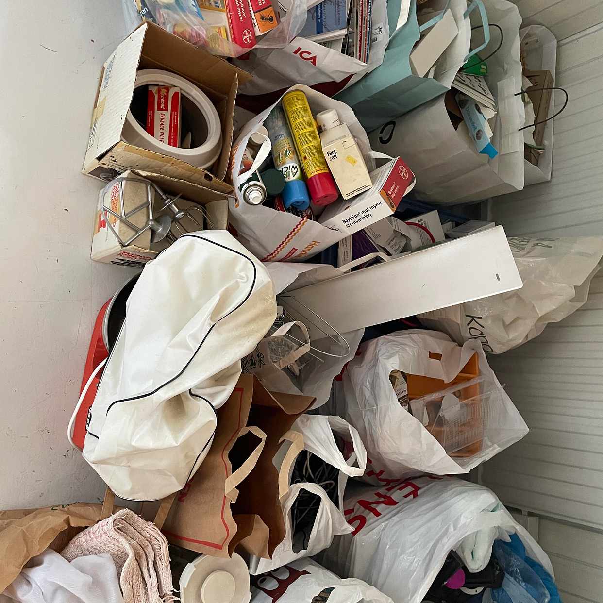 image of Mixed trash for recycling - Järfälla