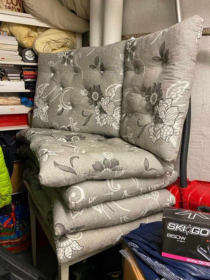 image of Utemöbler med dynor - 