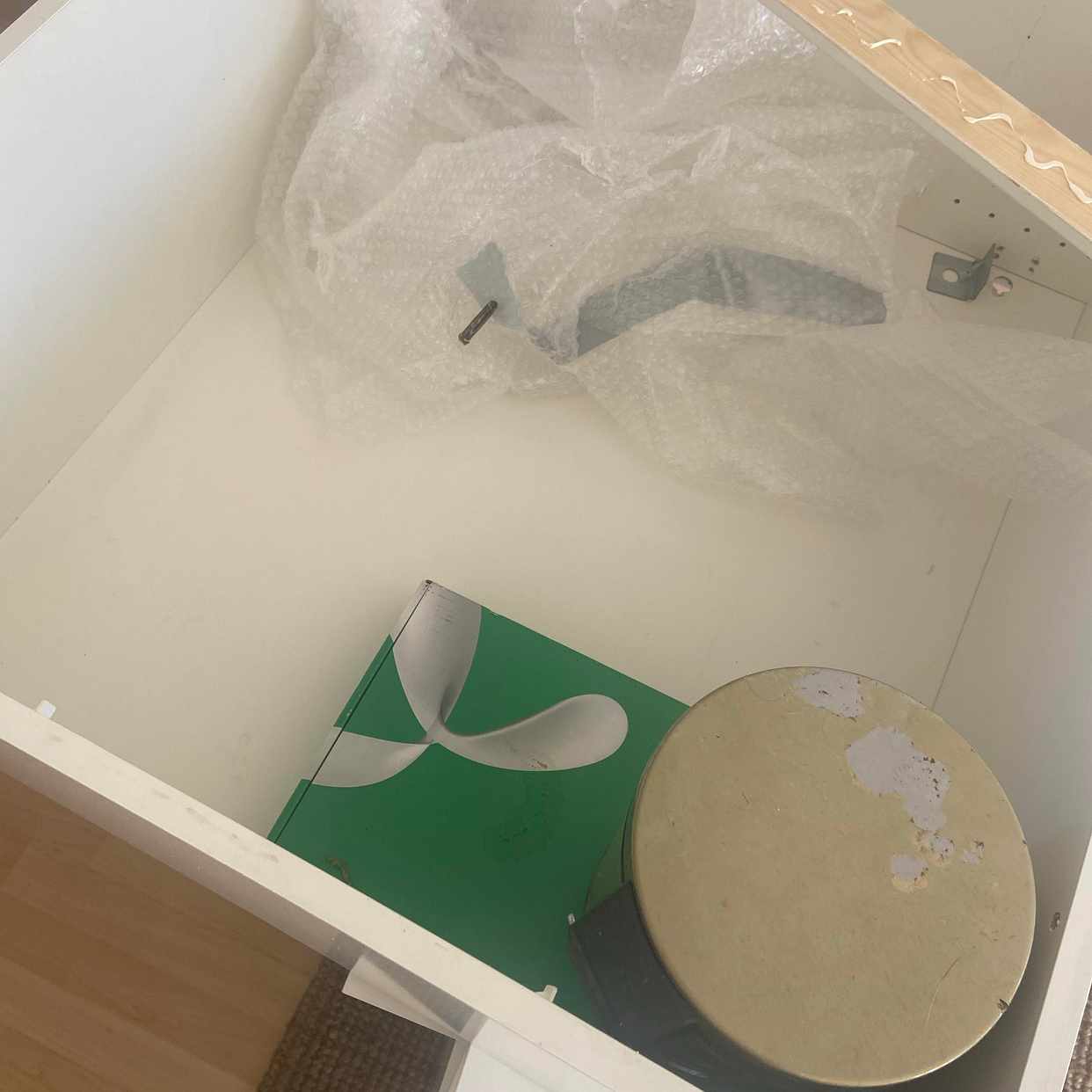 image of Kitchen cabinet, packages - Hägersten