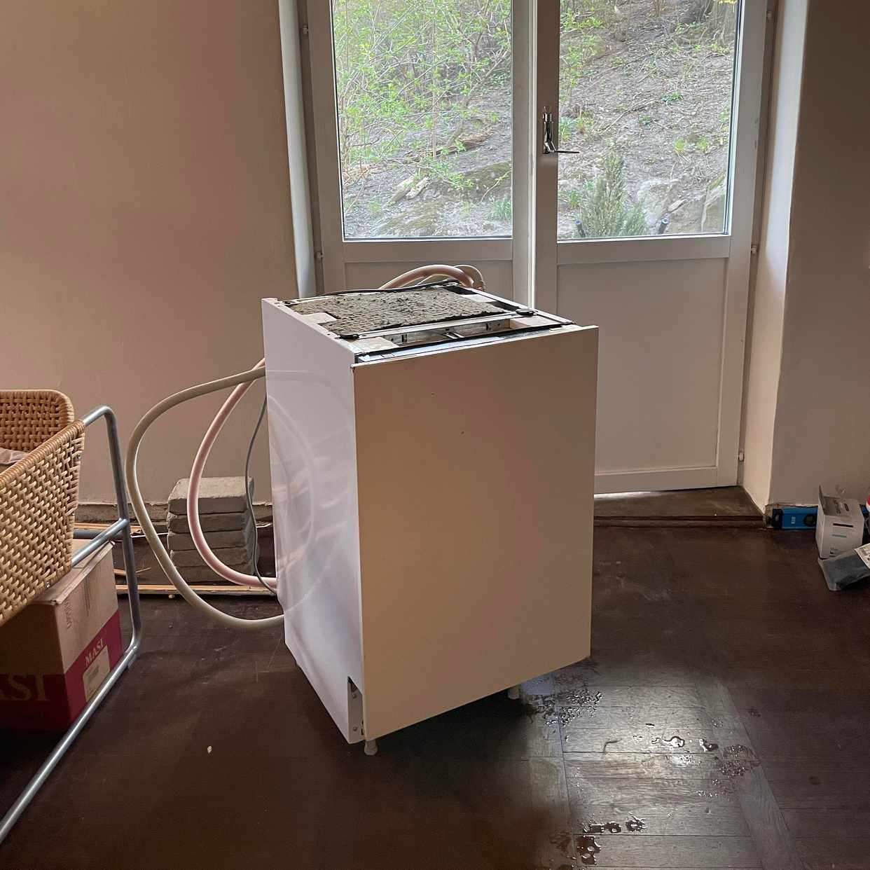 image of Diskmaskin 45 cm gratis - Stockholm
