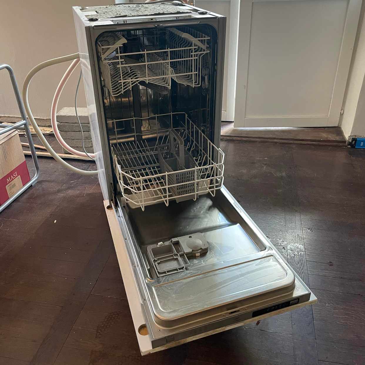 image of Diskmaskin 45 cm gratis - Stockholm