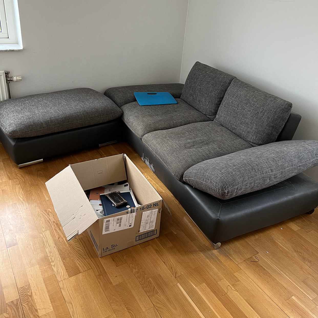 image of Upphämtning av möbler - Staffanstorp