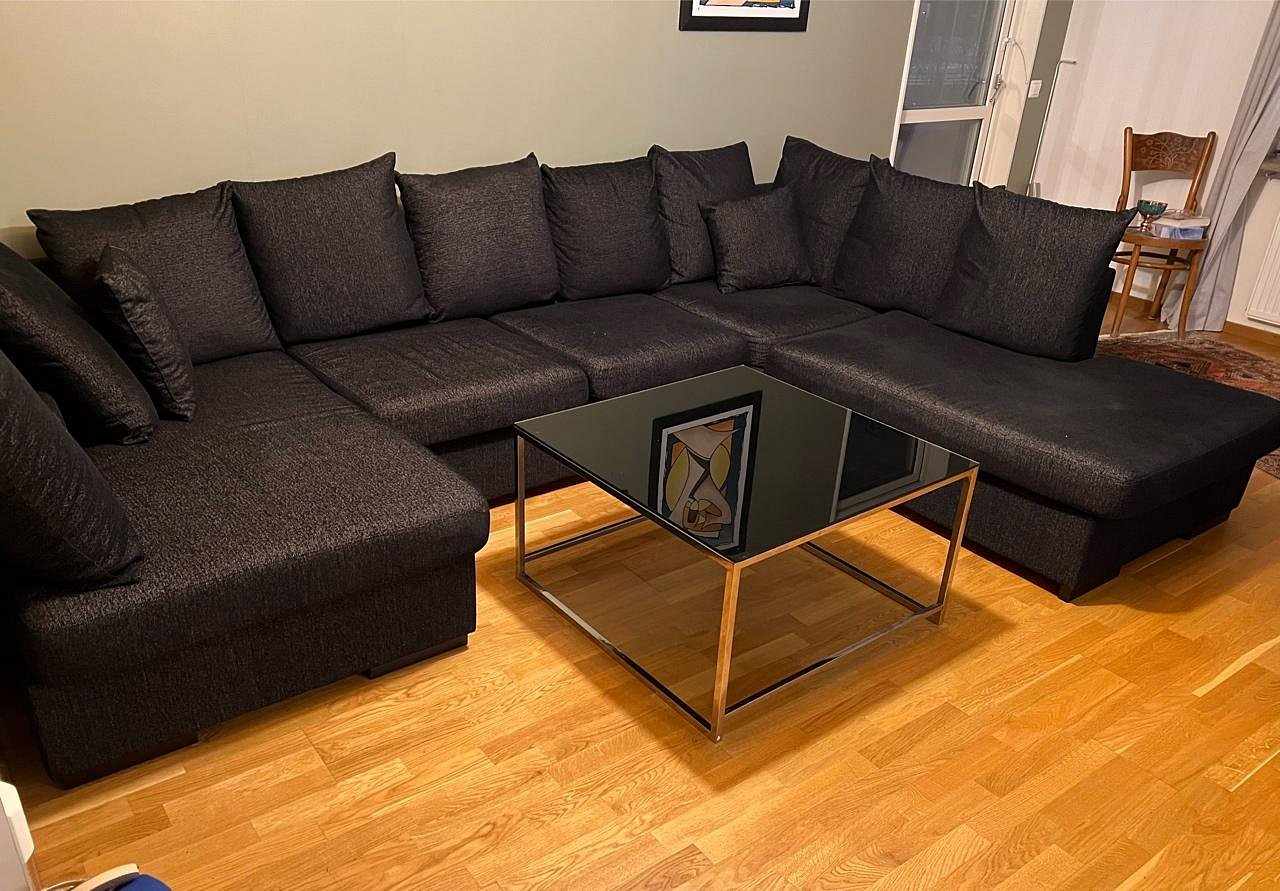 image of U soffa med tillhörande s - 
