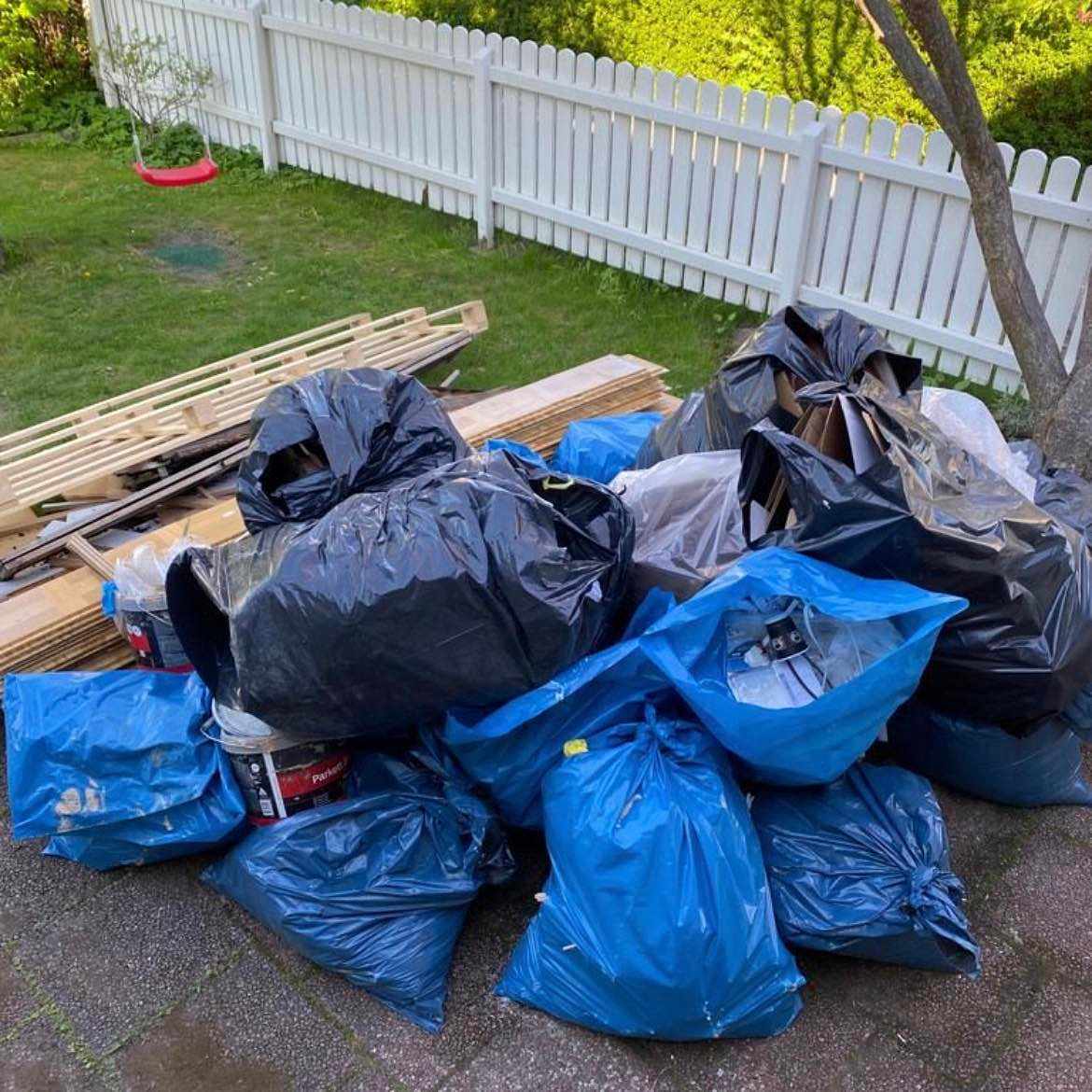 image of Jag behöver hjälp att kas - Bromma