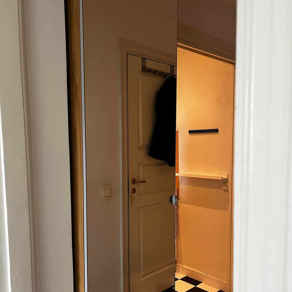 image of IKEA garderob 50x58x236 - 