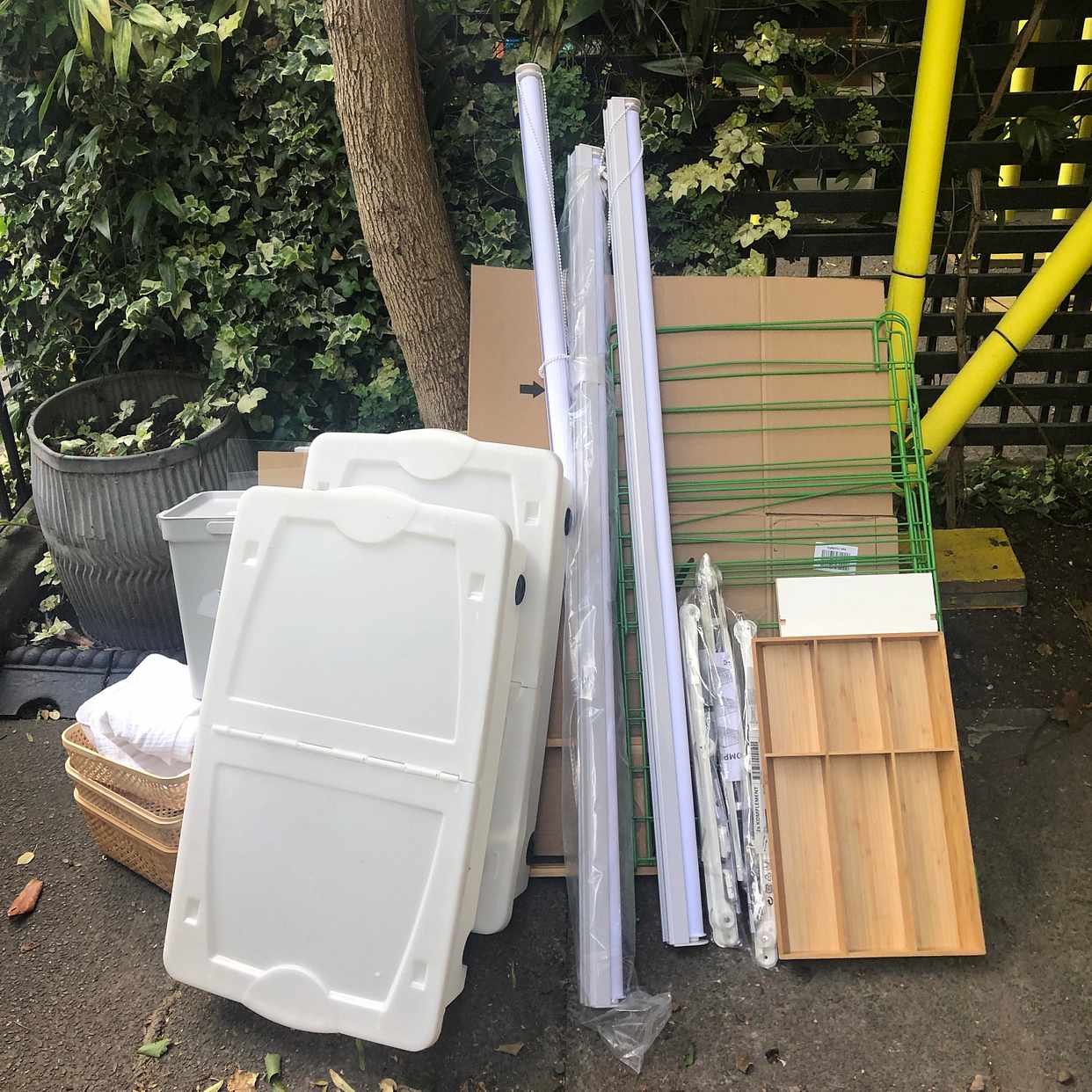 image of Mixed items some 4 reuse - London