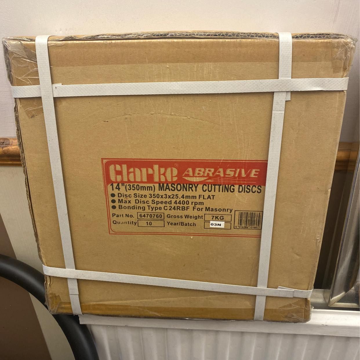 image of Mason cutting discs - London