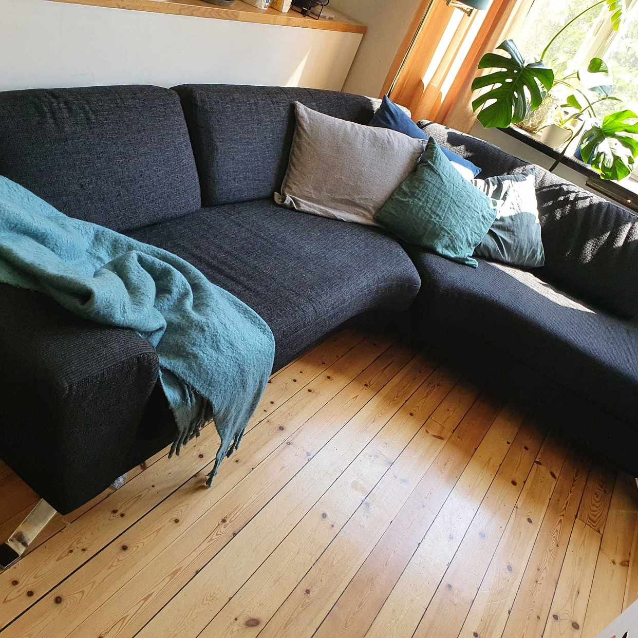 image of Jättefin soffa från EM - Sundbyberg