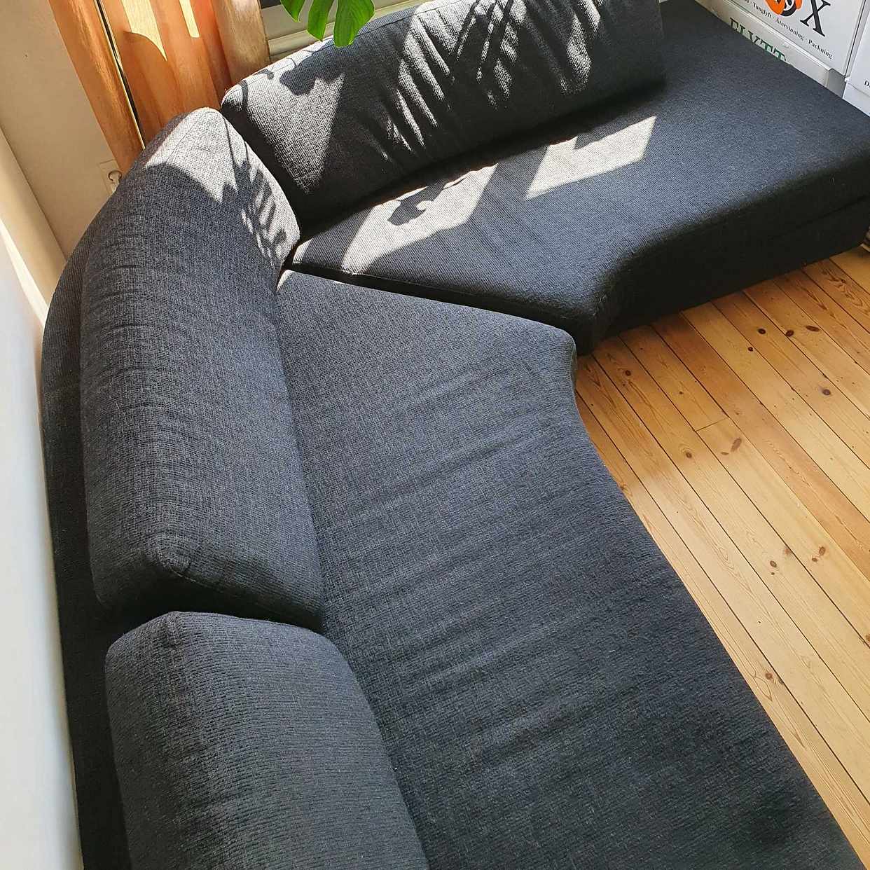 image of Jättefin soffa från EM - Sundbyberg