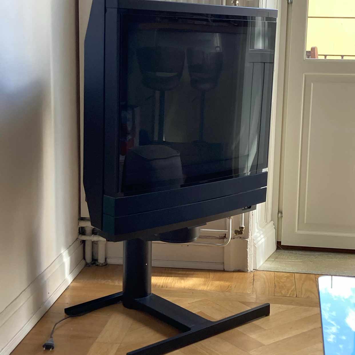 image of Bortforsling av TV - Stockholm