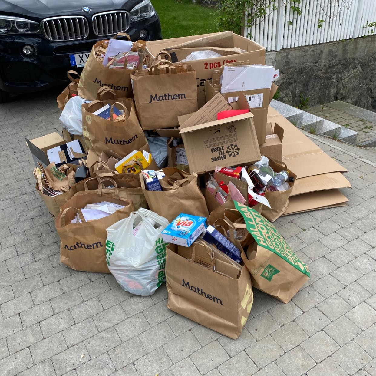 image of Cardboards, plastic etc - Bromma