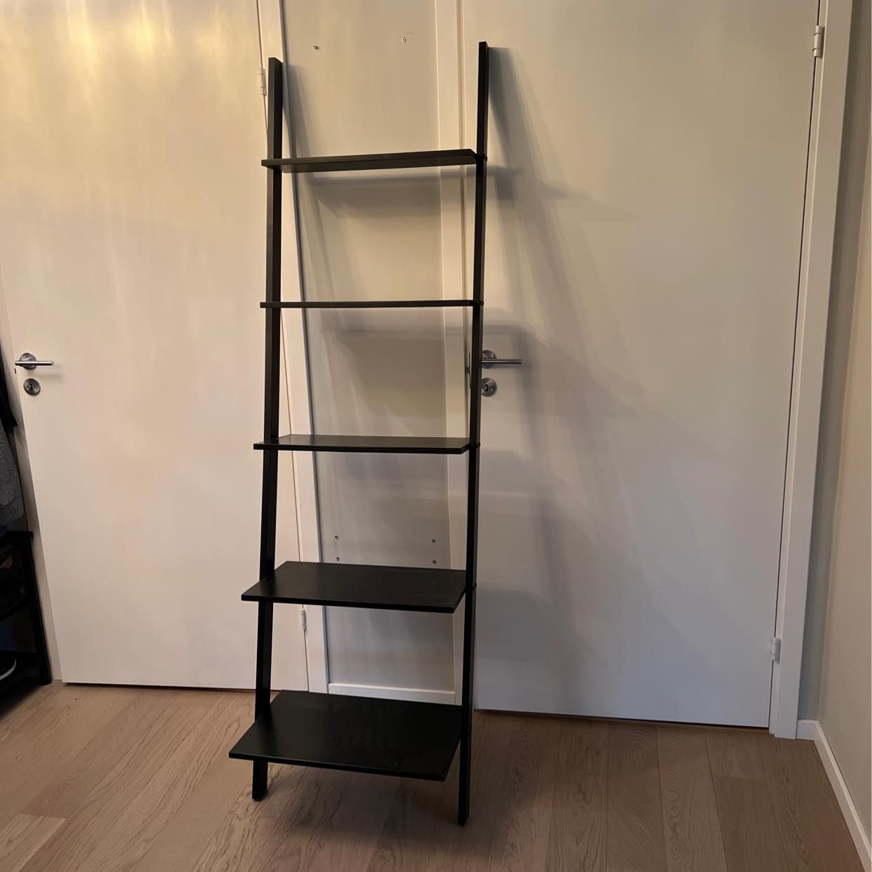 image of Bookshelf - Nacka