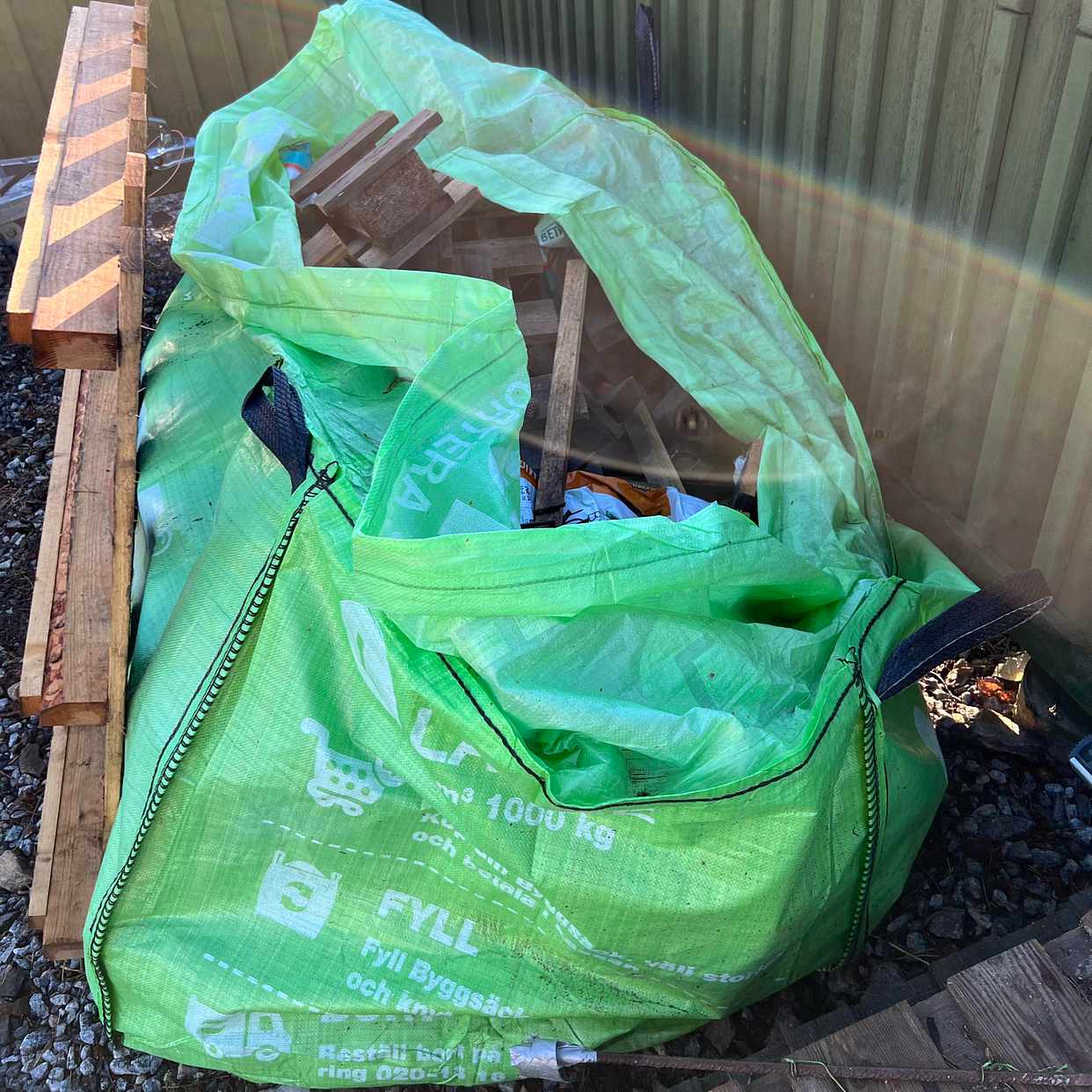 image of Hämta en stor bigbag - Dalarö