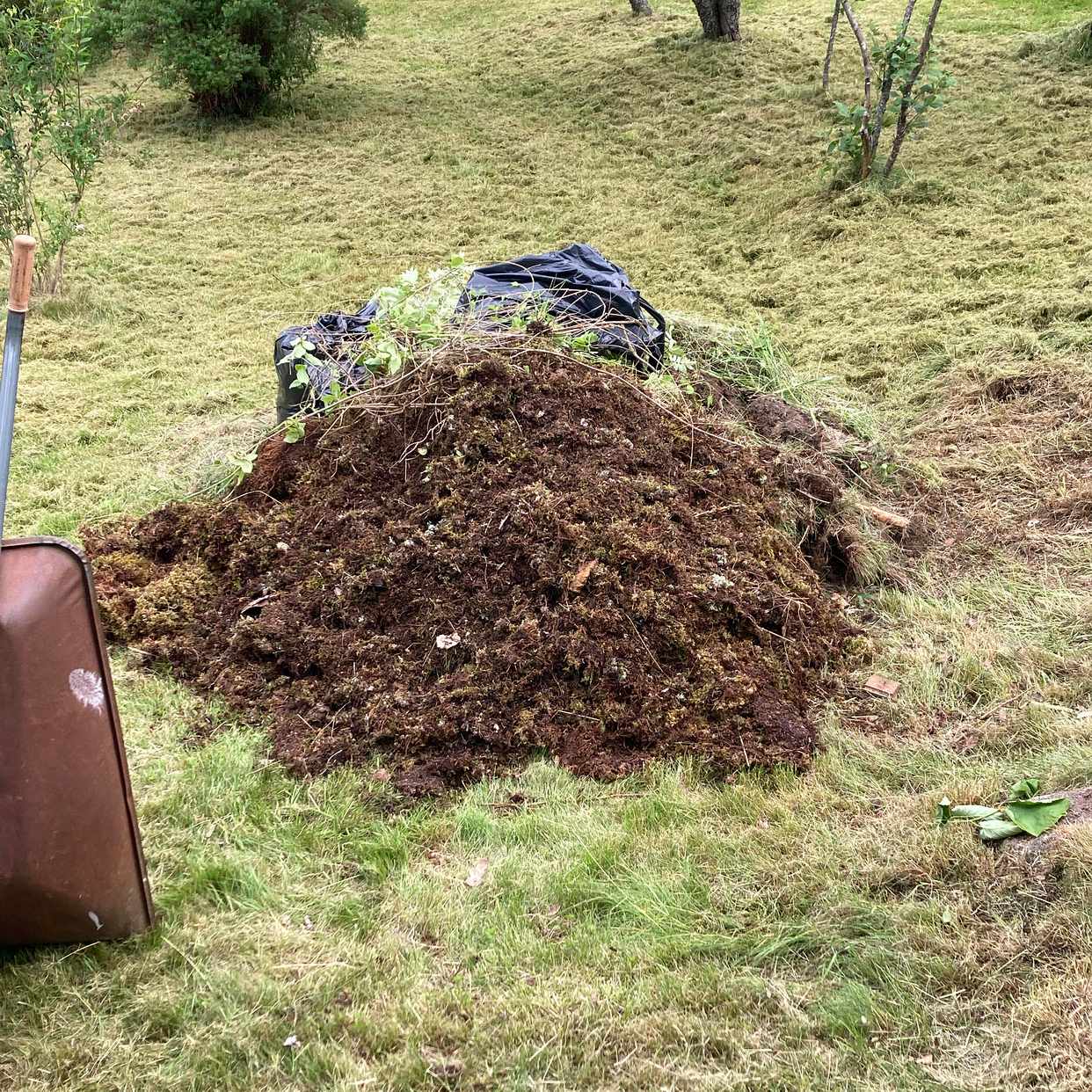 image of Hämta upp trädgårdsavfall - Nävekvarn