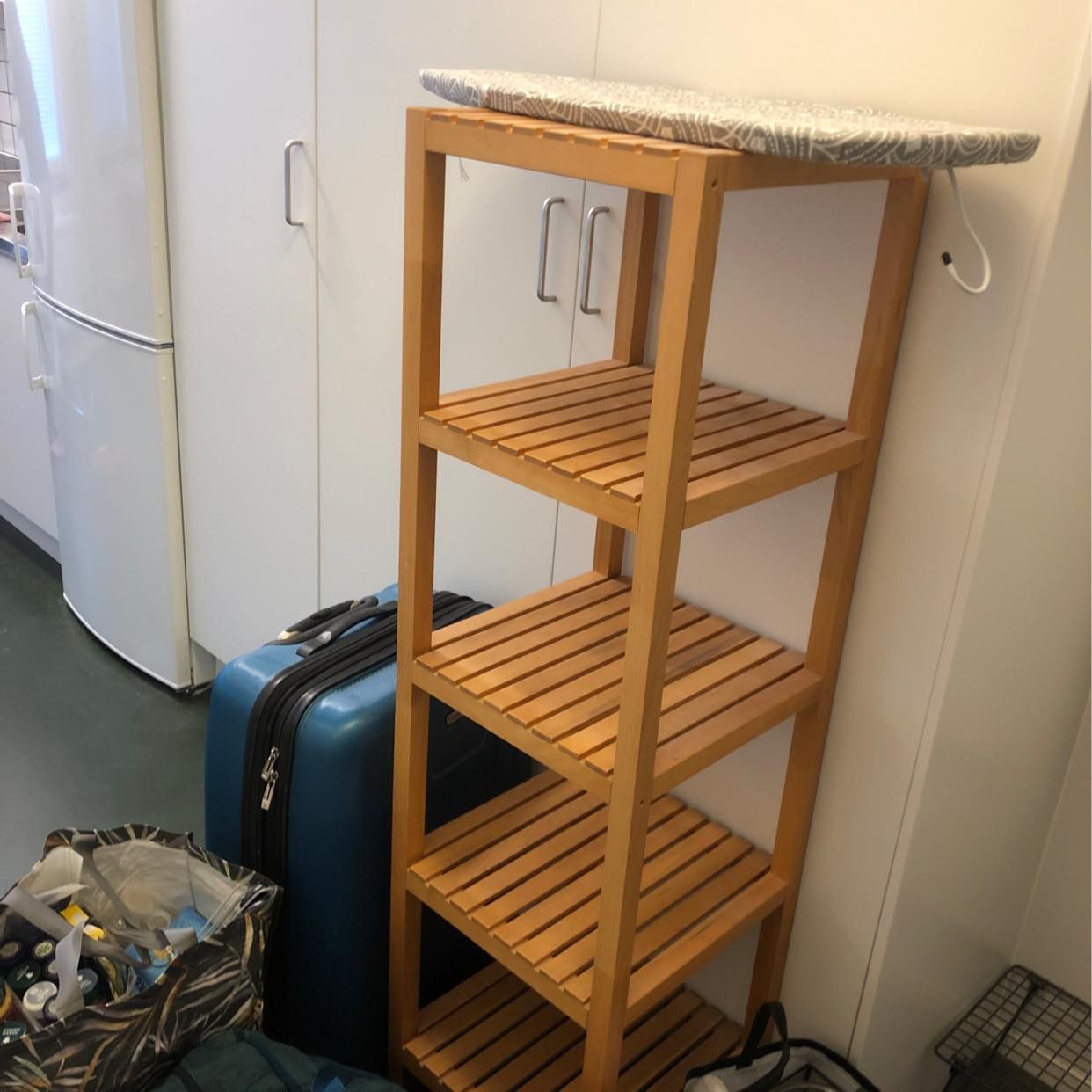 image of Moving, shelf and stuff - 