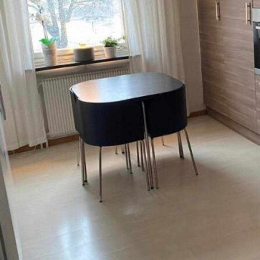 image of Hämta bord+stolar - 