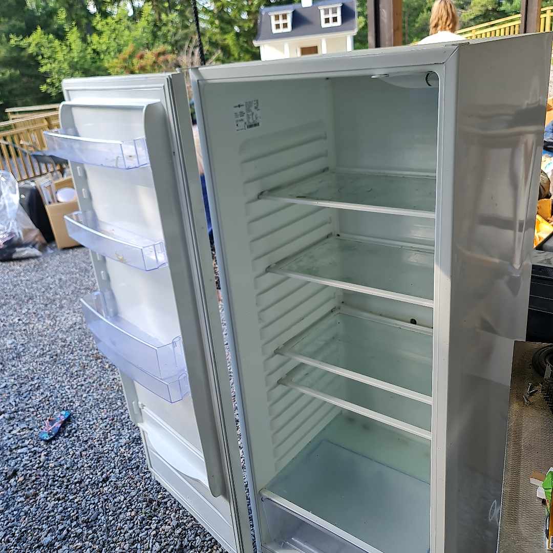 image of Give away refrigerator - Saltsjö-Boo