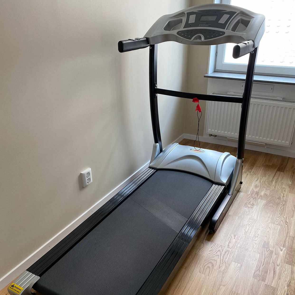 image of Giving away Treadmill - Stockholm