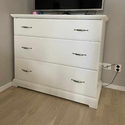 image of Sängbord och byrå - 