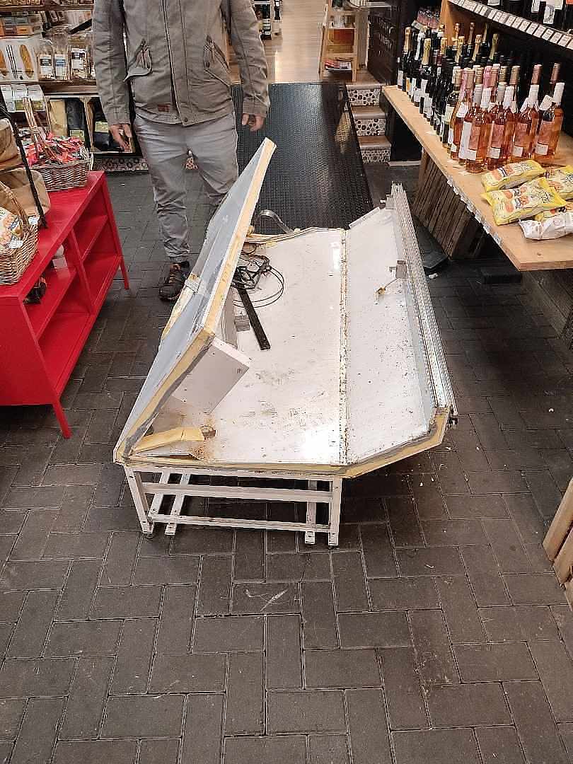 metal smashed cabinet