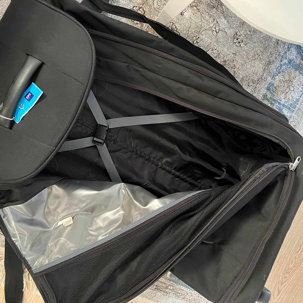 image of Samsonite resväska - Täby