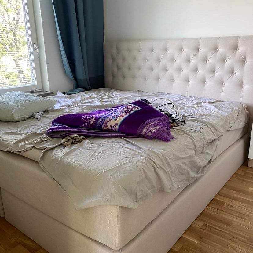 image of Hämta och leverera säng - 