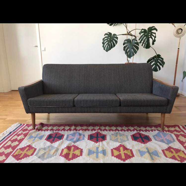 image of Retro Soffa bortskänkas - Stockholm